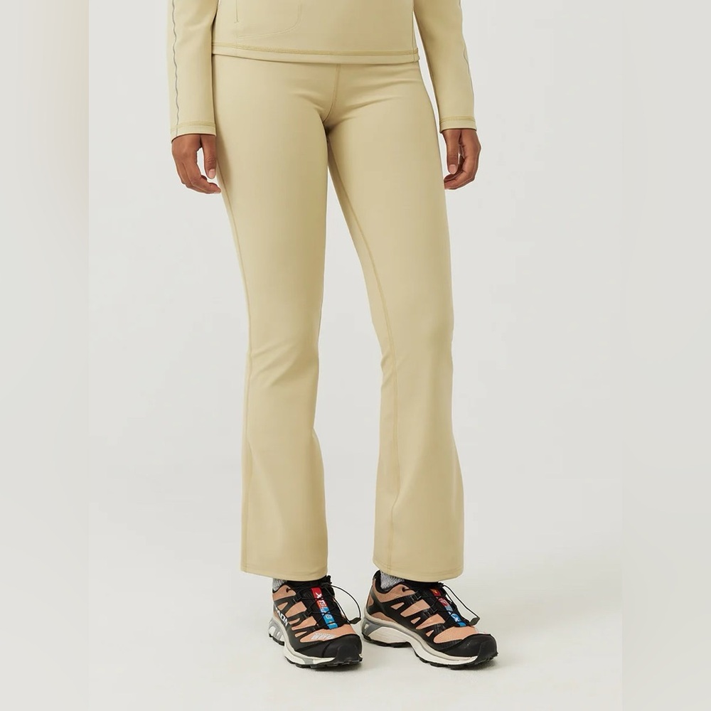 NWT Outdoor Voices FrostKnit Flare Pant